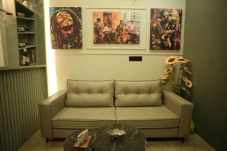 Living area, Hotel RJ Nesta, Jaipur