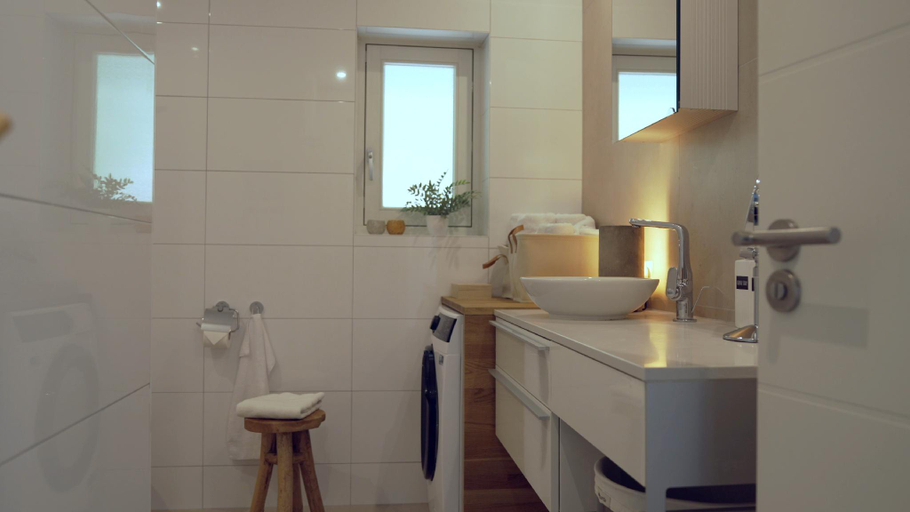 Bathroom, Het Willemshuis, Moerdijk