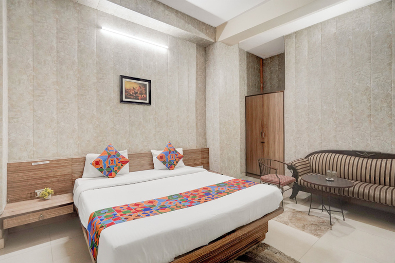 Room 3, Fabhotel Citi Residenci, Varanasi