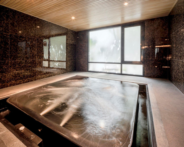 Sport & Beauty 2, Sukhumvit Apartments, Khlong Toey