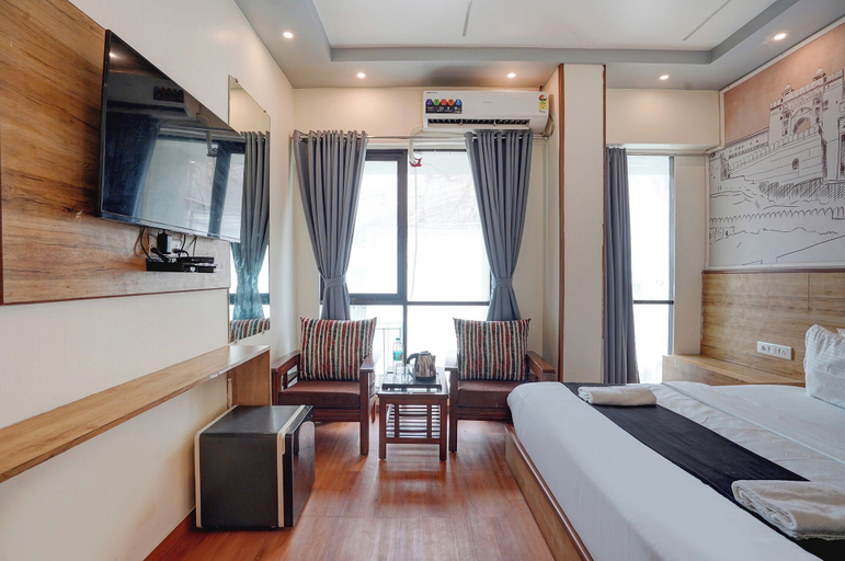 Room 4, Fabhotel Freedom Star, Mumbai Suburban