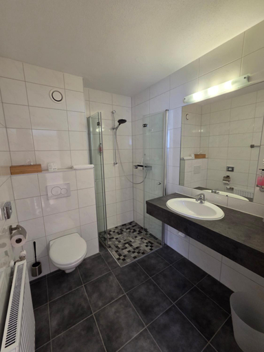 Bathroom 3, Naturparkhotel Florence, Reutte