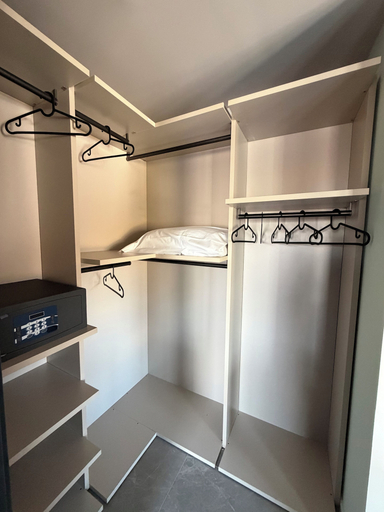 Room 3, Lamal Hotel, Napoli