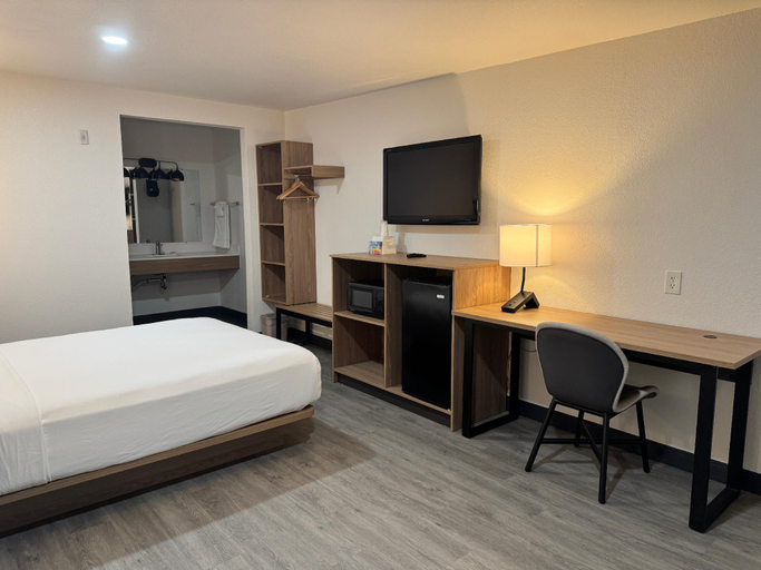 Bedroom 3, Rodeway Inn & Suites Thousand Palms - Rancho Mirag, Riverside