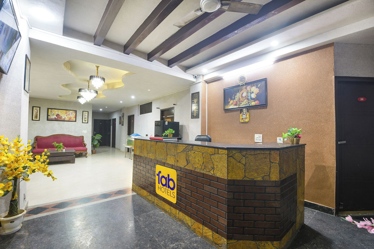 Reception 3, Fabhotel Happy Residency, Delhi
