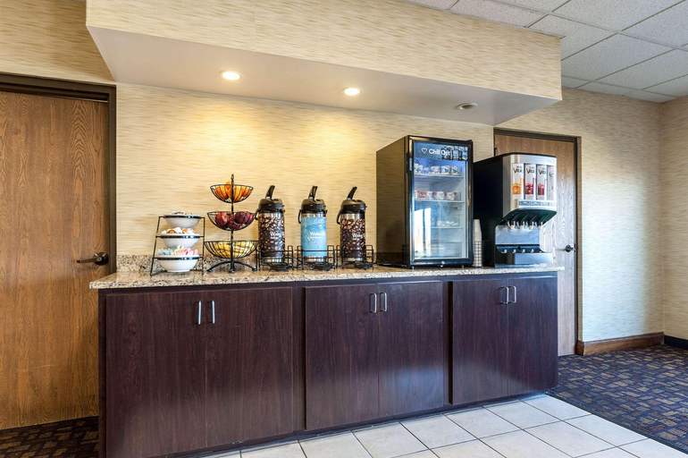Food & Drinks 5, Quality Inn, Coahoma