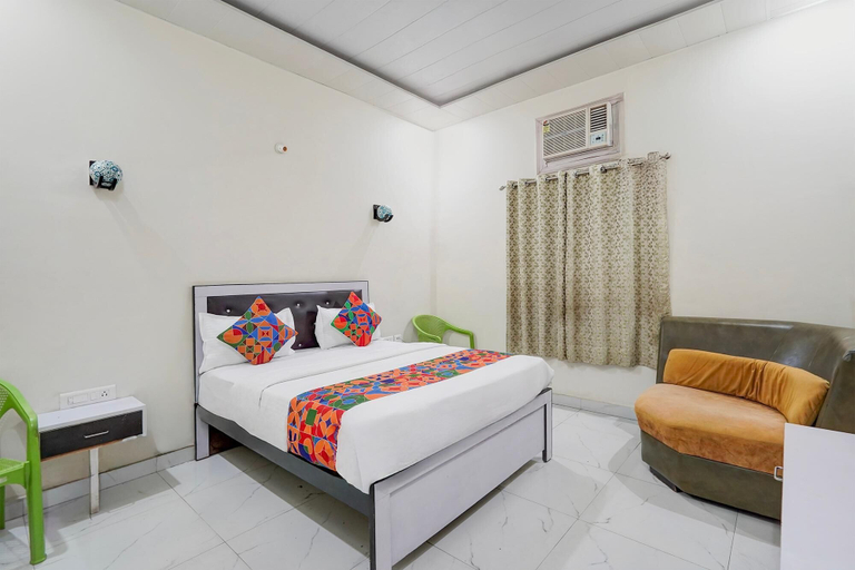 Room 2, Fabhotel Kalawati Palace, Lucknow