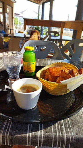 Breakfast meal, Camping la Vallée, Corse-du-Sud