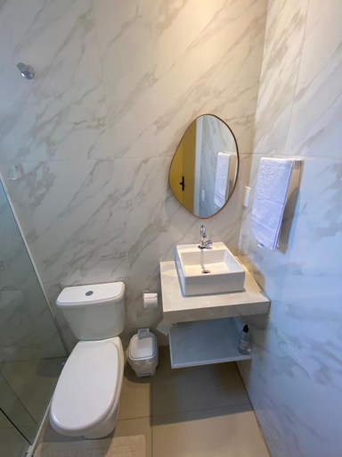 Bathroom 4, Hotel Araujo's Suítes, Passos