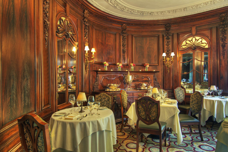 Food & Drinks, The Pointe at Castle Hill Resort & Spa, Windsor