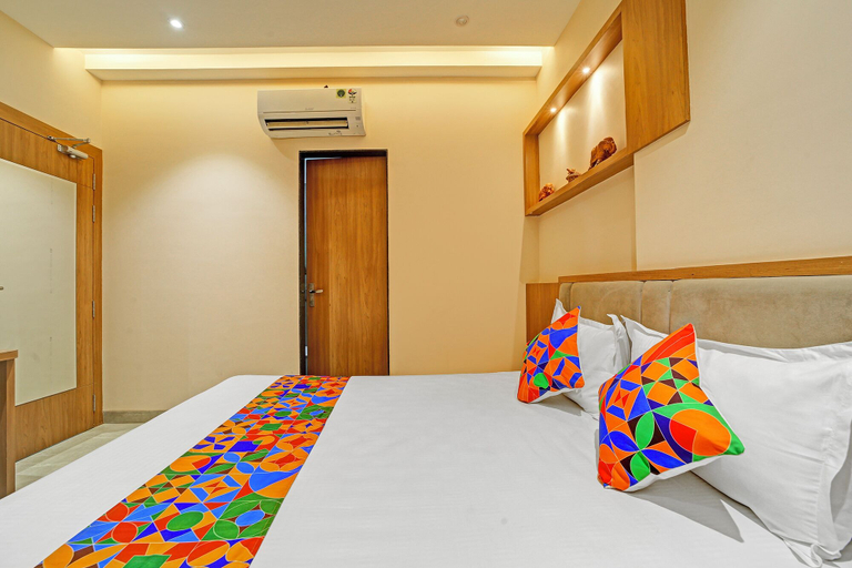 Room 3, Fabhotel Shri Shreeyam Stay, Bhopal