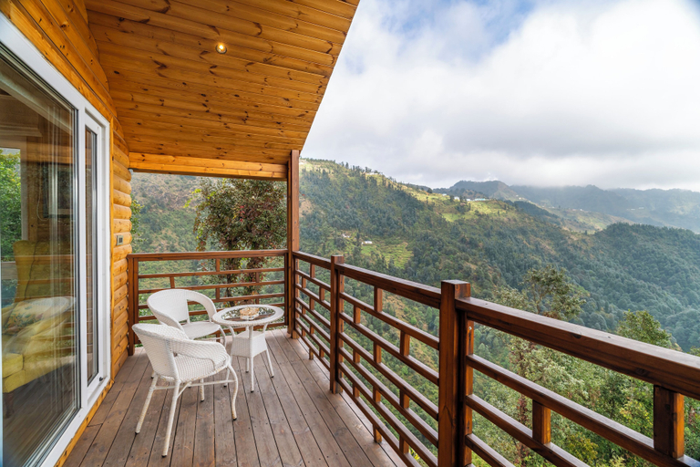 Balcony 4, amã Stays & Trails Soul Storries, Mussoorrie, Dehradun