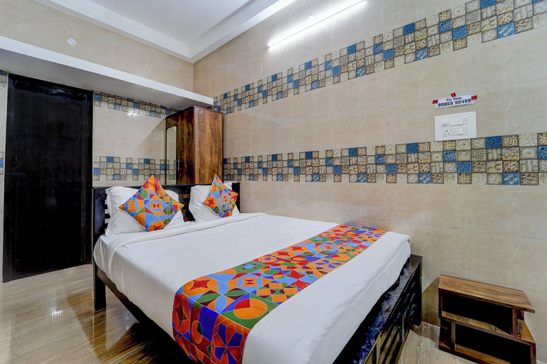 Room 3, Via KRV Residency, Coimbatore