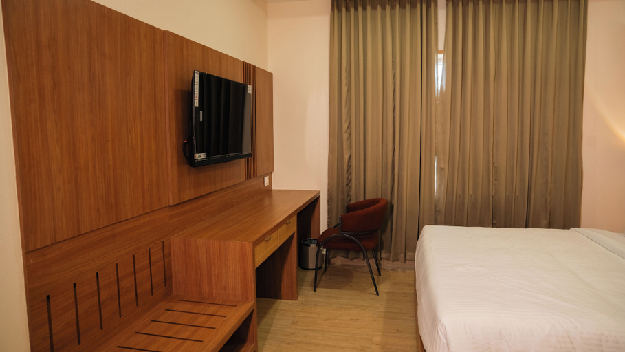Room 2, Hotel M7 Plaza, Tiruchirappalli