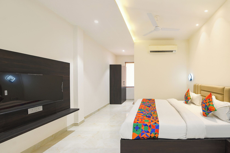 Room 3, Fabhotel Kings 3 Farm, Ludhiana