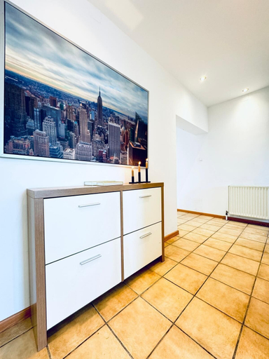 Bathroom 5, Cozy 7BR Villa Near Blumengarten, Wien
