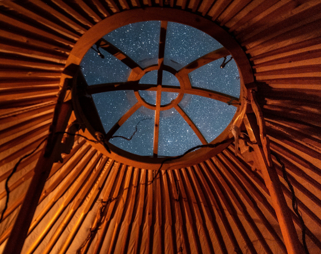 Interior detail, 2 Cuori e 1 Yurta Glamping in Toscana, Siena