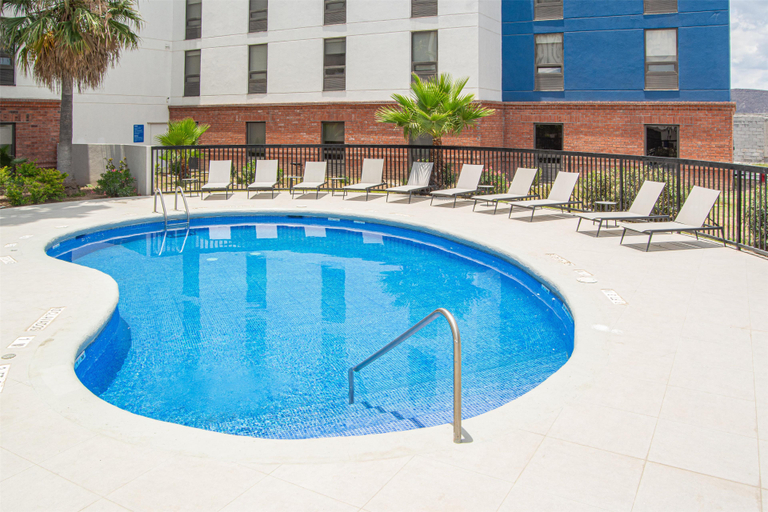 Sport & Beauty 3, Hampton by Hilton Saltillo, Saltillo
