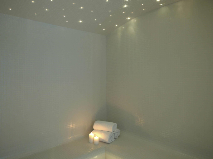 Bathroom 5, Boutet Bastille Hotel Paris - MGallery Collection, Paris