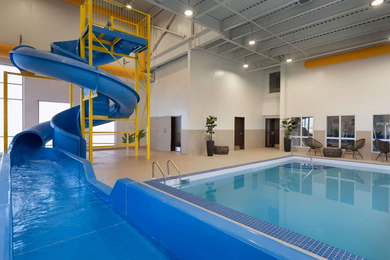 Sport & Beauty, Microtel Inn & Suites By Wyndham Bonnyville, Division No. 12
