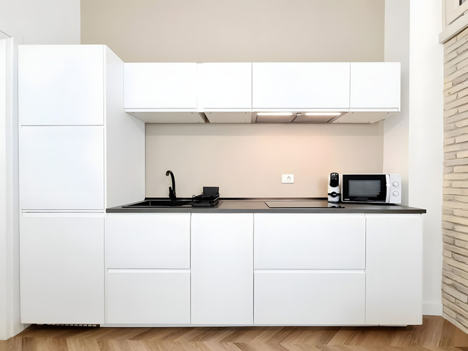 Others 5, Glamour Suite by Accomodo, Cagliari