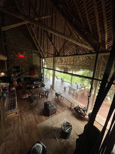 Interior detail, Ole-Lekurruki Ngare Ndare, Buuri