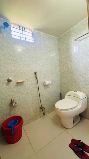 Bathroom 5, Heaven beach Resort Saint Martin, Maungtaw