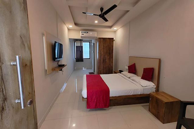 Room 4, Fabhotel Ace Executive, Pune