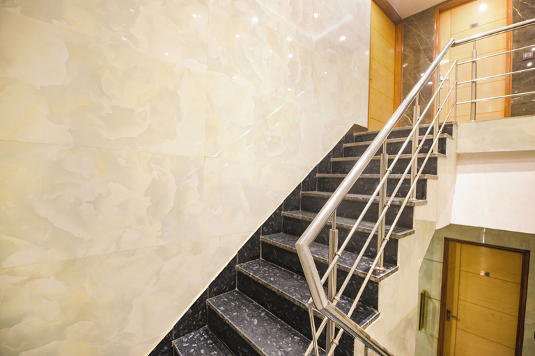 Staircase, Fabhotel Grand Shiva, Delhi
