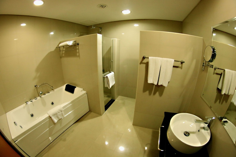 Bathroom 2, Diva Hotel, Manama
