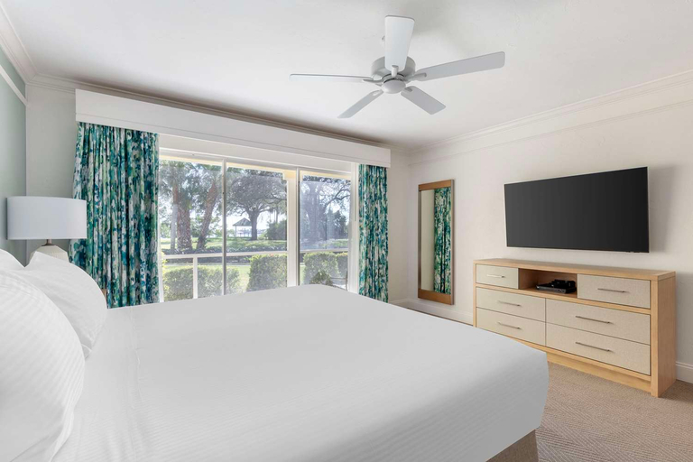 Bedroom 3, Hilton Vacation Club Charter Club Naples Bay, Collier
