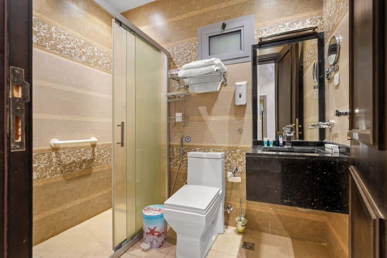 Bathroom 5, Grand Residence, Riyadh
