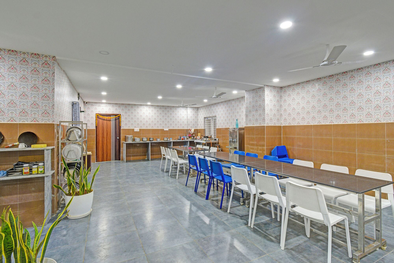 Restaurant 2, Fabhotel Aashray, Hyderabad