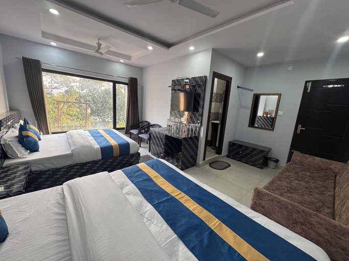 Room 2, Hotel Suraj By T And M Hotels, Hardwar