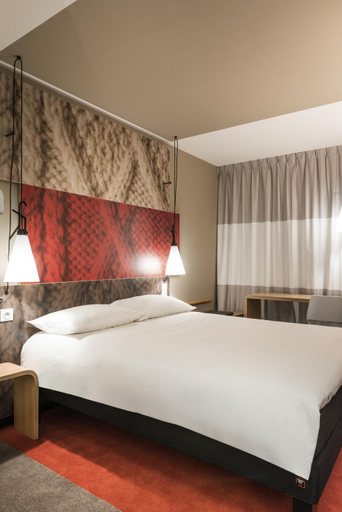 Bedroom 4, ibis Paris la Defense Courbevoie, Hauts-de-Seine