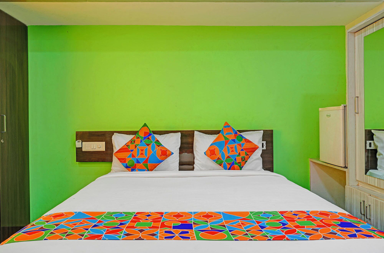 Room 5, Fabhotel Supreme Seven Boutique, Bangalore