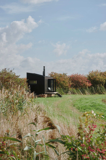 Exterior 5, Raus | Cabins mit Feldblick + Saunazugang, Helmstedt
