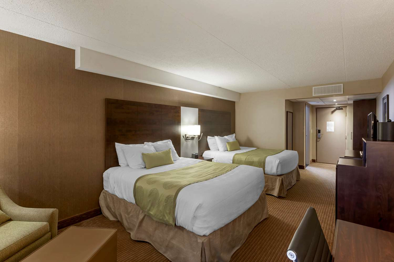 Bedroom 4, Best Western Plus Leamington Hotel & Conference Centre, Essex