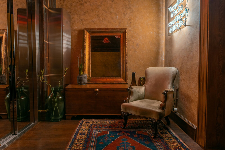Lobby sitting area, The Yard Hotel, Beyoğlu