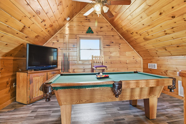Interior, Awesome View Cabin, Sevier