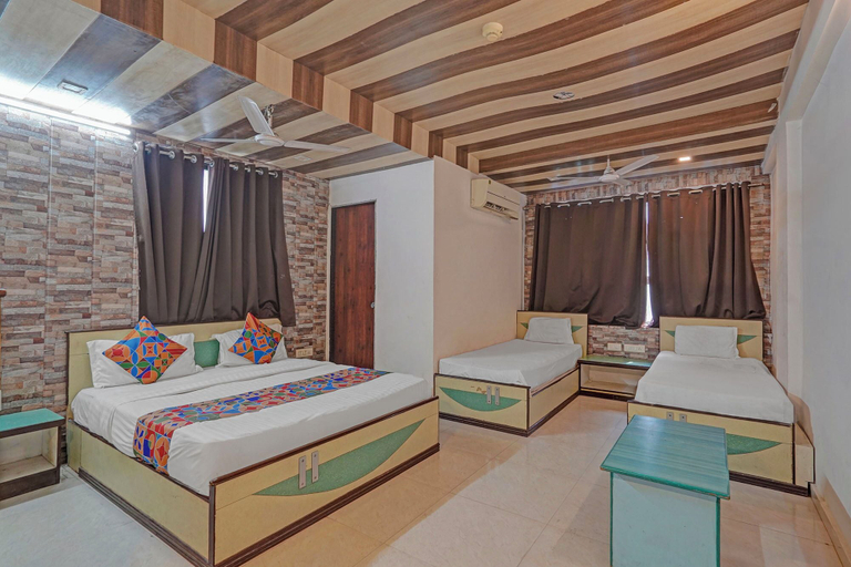 Room 4, Fabhotel Liberty, Ahmadabad