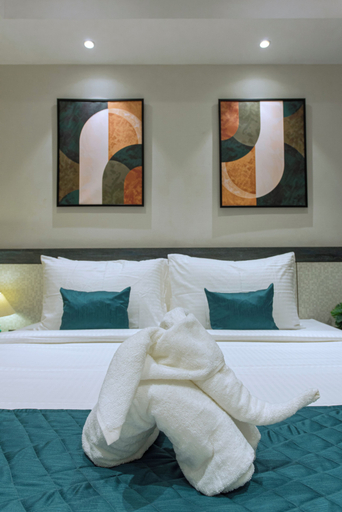 Room 4, Kzar Park, Kolkata