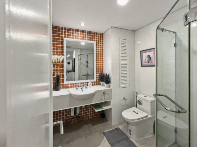 Bathroom 3, One Bedroom at hua Hin Main Downtown with 5 Mins walk To Beach, Hua Hin