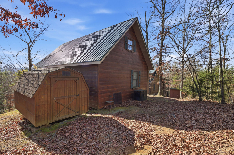Exterior 5, Awesome View Cabin, Sevier