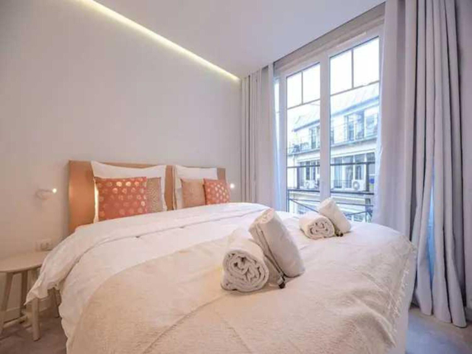 Facilities 5, Superb Appt with AC - 2BD/6P - Madeleine/Opera, Paris