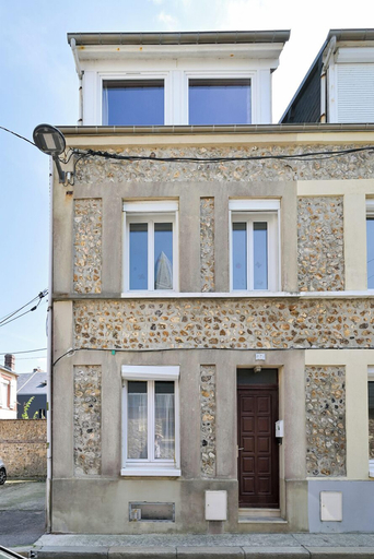Front of property, Hiram, Seine-Maritime