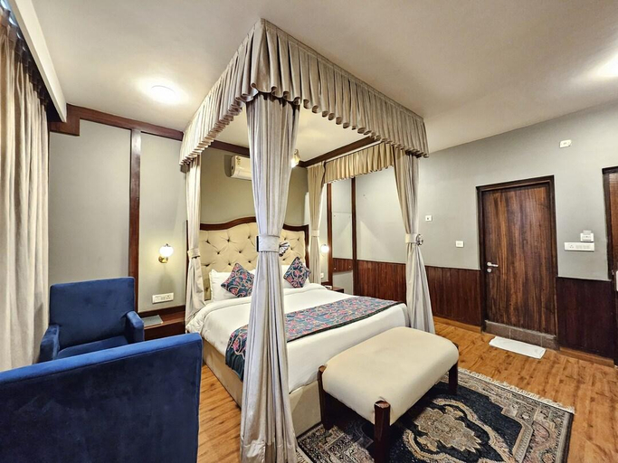 Bedroom 2, Midtown Greens, Srinagar