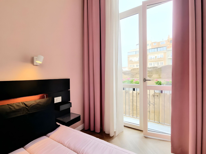 Bedroom 2, Glamour Suite by Accomodo, Cagliari
