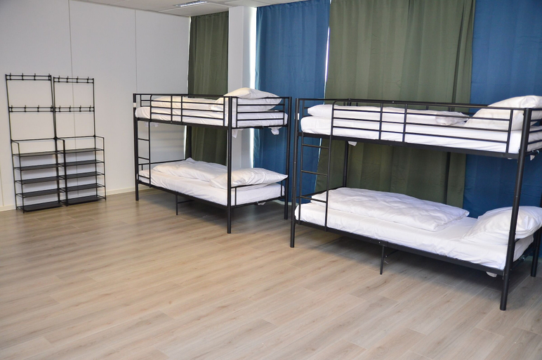 Room 5, XENON HOSTELS UG, Offenbach