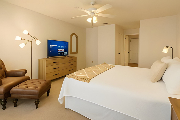 Room 4, Prime Location! 3bd/2ba Villa, Osceola